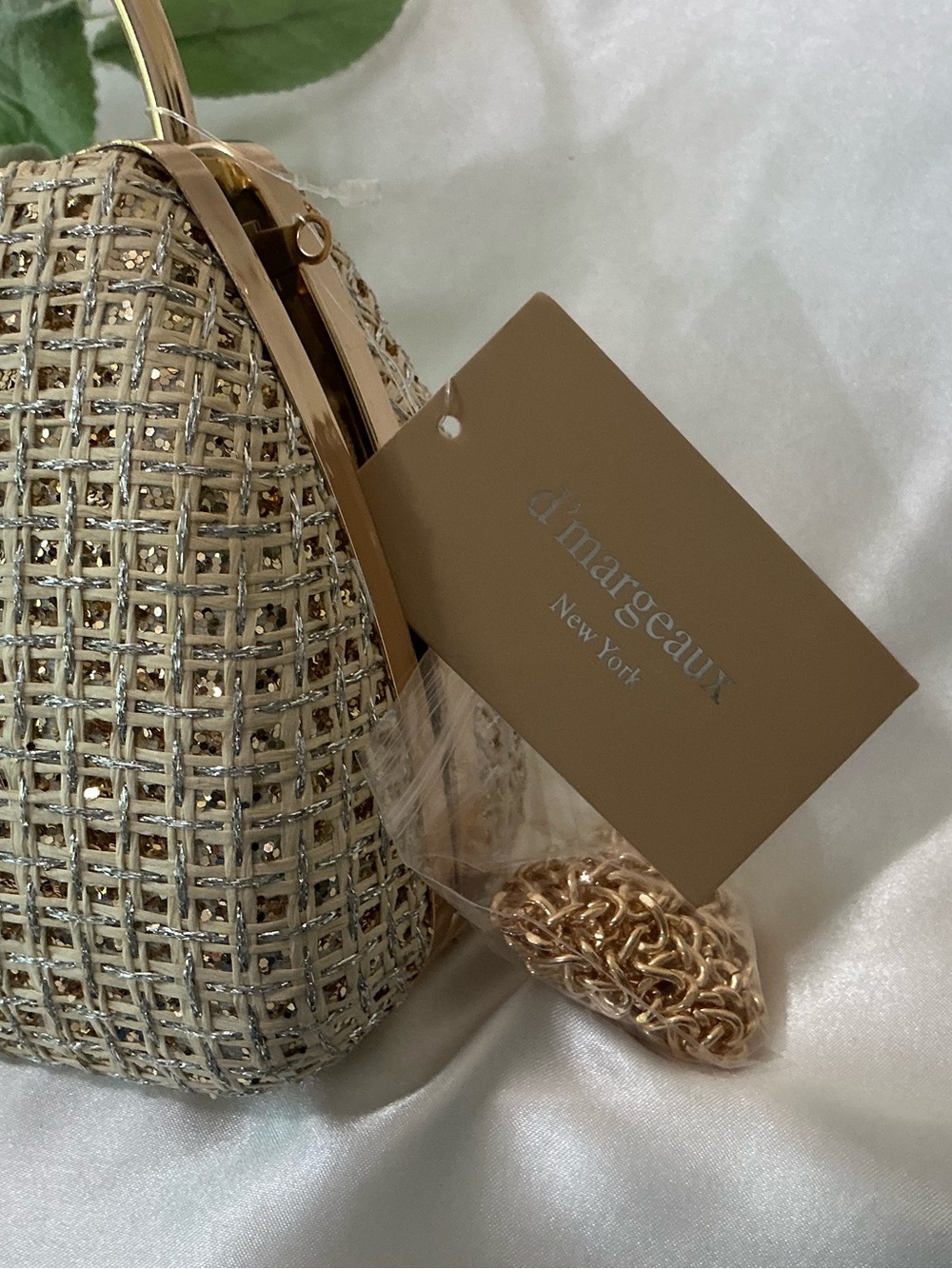 NWT D’Margeaux Elegant Woven Cream Evening Handbag with Chain - Picture 2 of 7